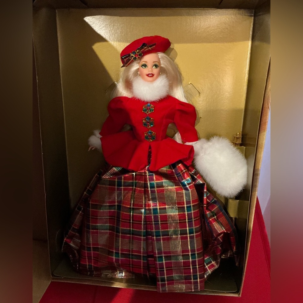 1996 Jewel Princess Barbie Limited Edition Winter Princess